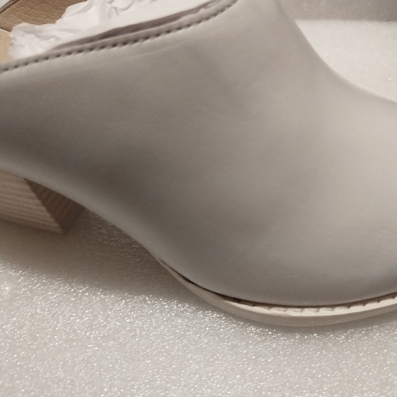 Matisse Cammy  elegant off white mule  size 6.5M women new - Picture 10 of 16